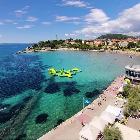 By The Sea - 18081 Split